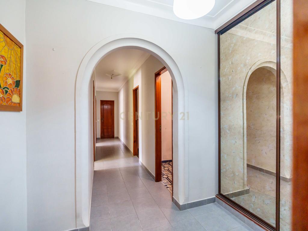 Apartamento T3 com 164 m² de área - Image 9