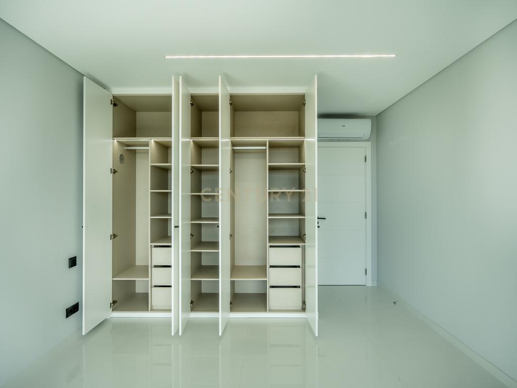 🏡 DOMUS LUX RESIDENCE – A ELEGÂNCIA DE VIVER EM PORTIMÃO (T2 4º Drt.) - Image 29