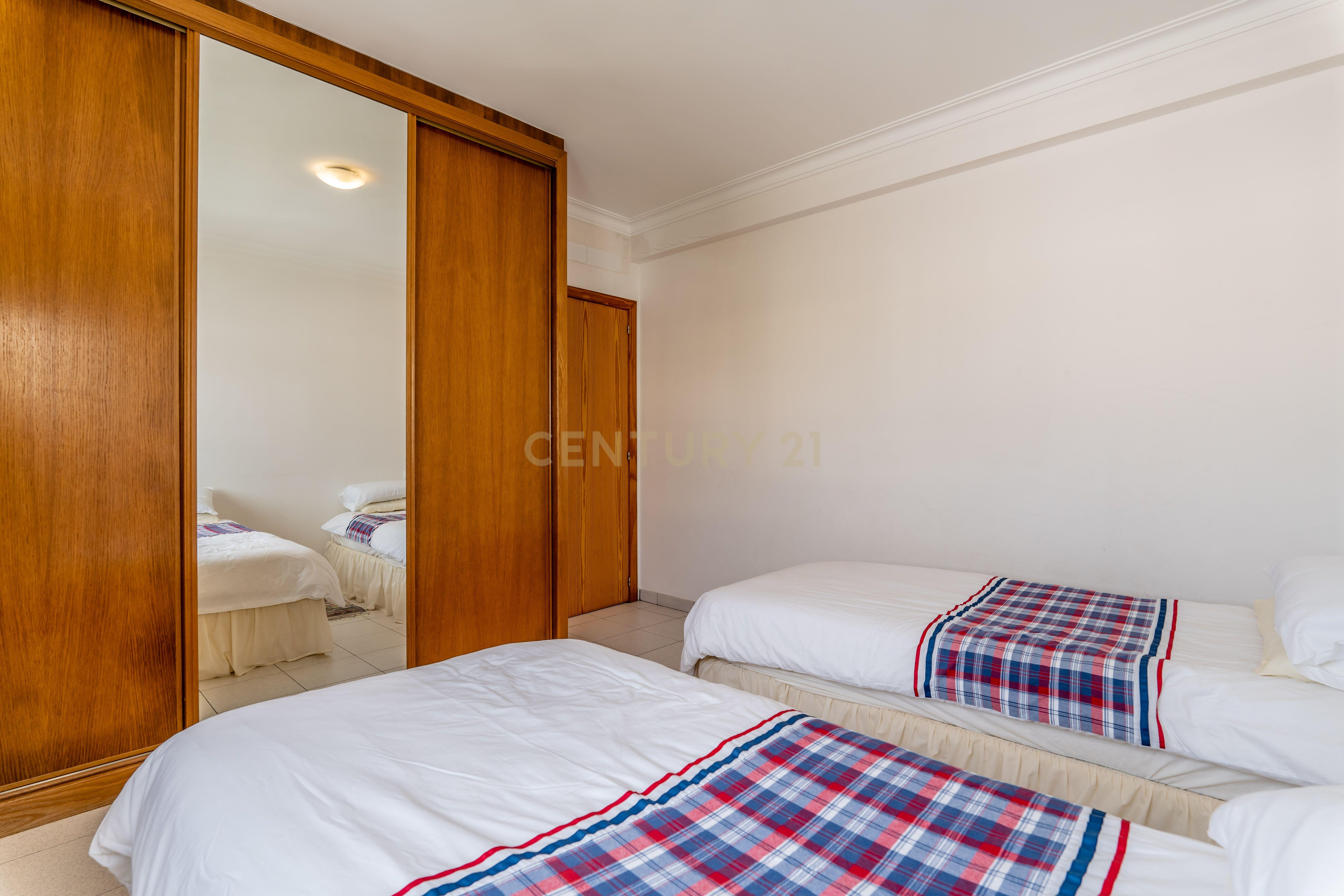 Moradia T4 em Alvor - Image 27