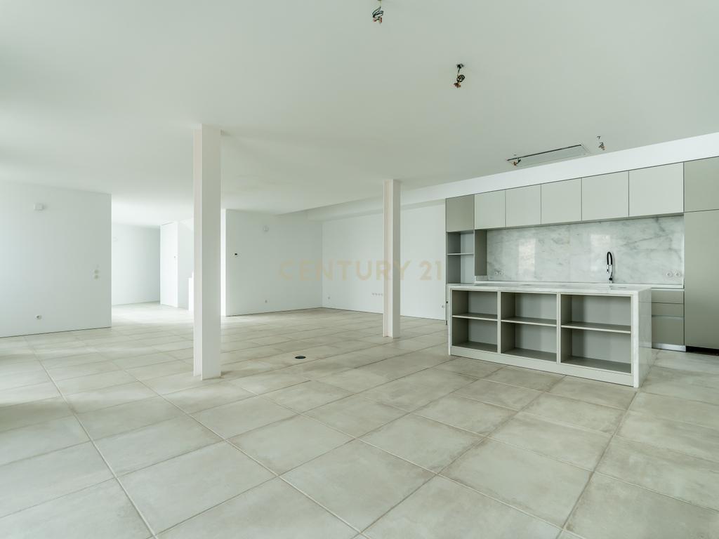 Moradia em primeira linha Mar com piscina no Terraço. Com uma Vista única! - Image 16