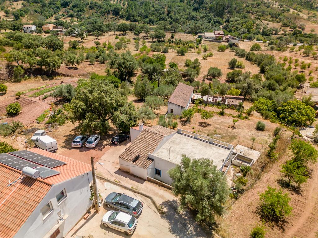 Moradia isolada com 4 quartos em Benafim - Image 20