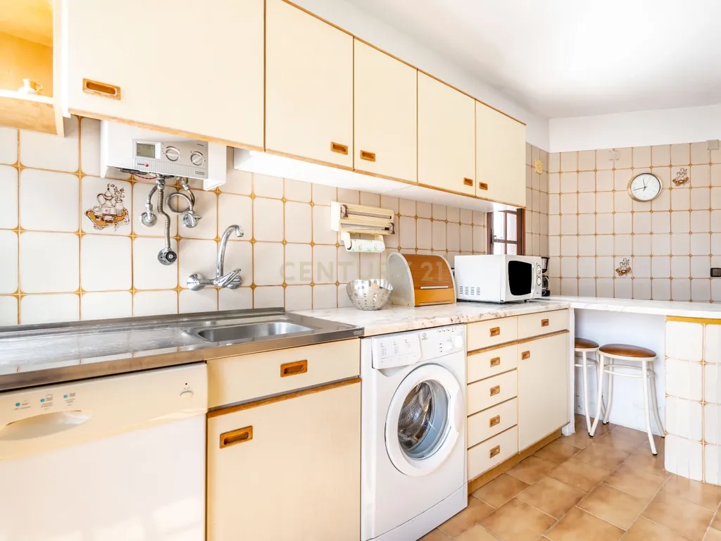Apartamento T3 em Olhos de Água Vista-Mar - Image 24