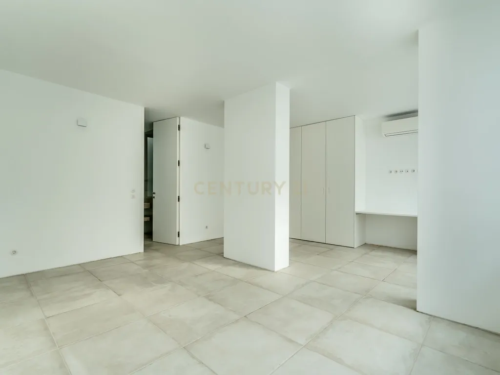 Moradia em primeira linha Mar com piscina no Terraço. Com uma Vista única! - Image 27