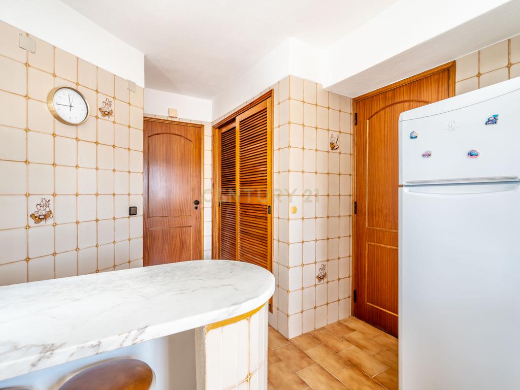 Apartamento T3 em Olhos de Água  Vista-Mar - Image 10
