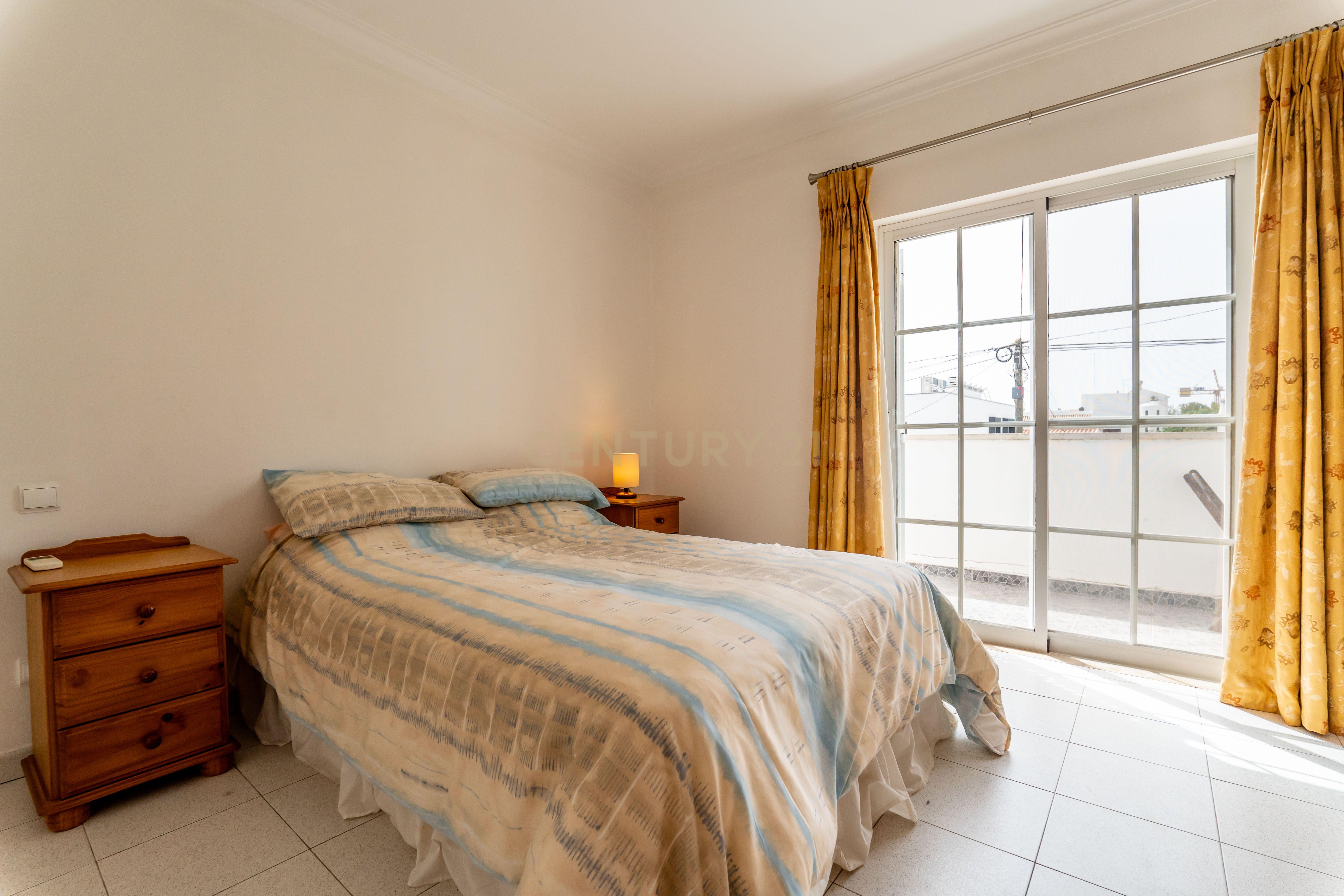 Moradia T4 em Alvor - Image 19