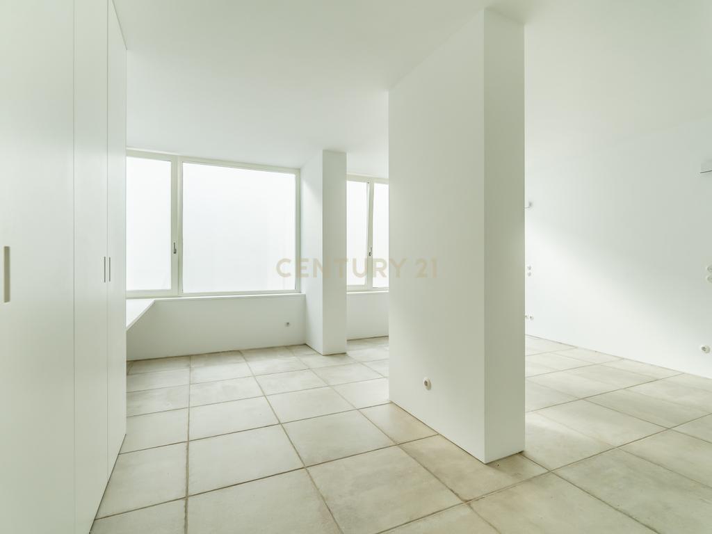 Moradia em primeira linha Mar com piscina no Terraço. Com uma Vista única! - Image 25
