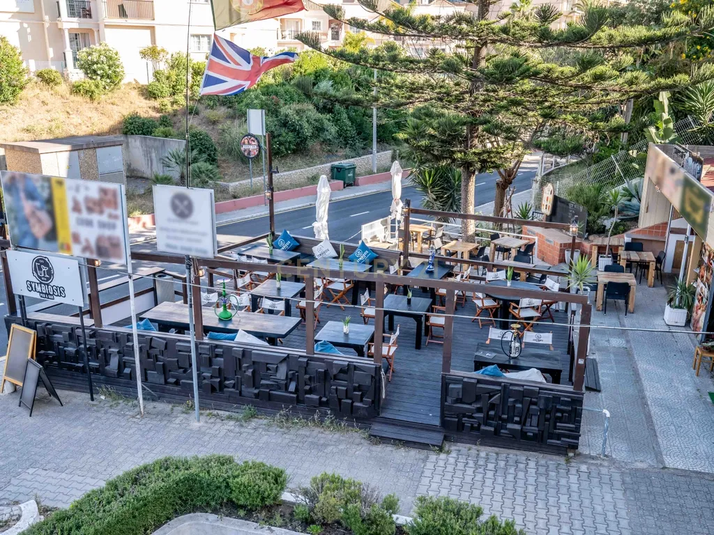 Trespasse do Bar “Symbiosis Pub & Bar” em funcionamento, a 400m da Praia em Olhos de Água - Image 21