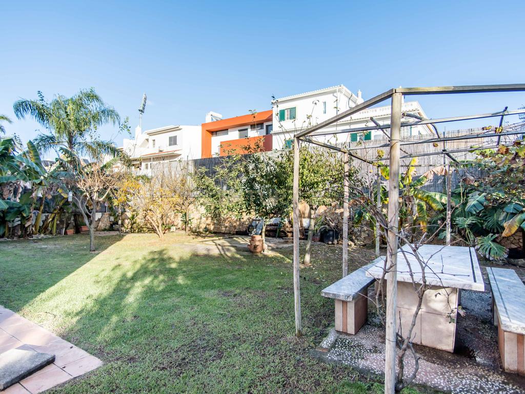 Moradia com 6 quartos - Image 13