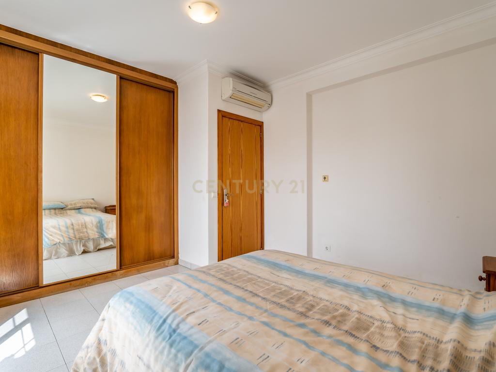 Moradia T4 em Alvor - Image 20