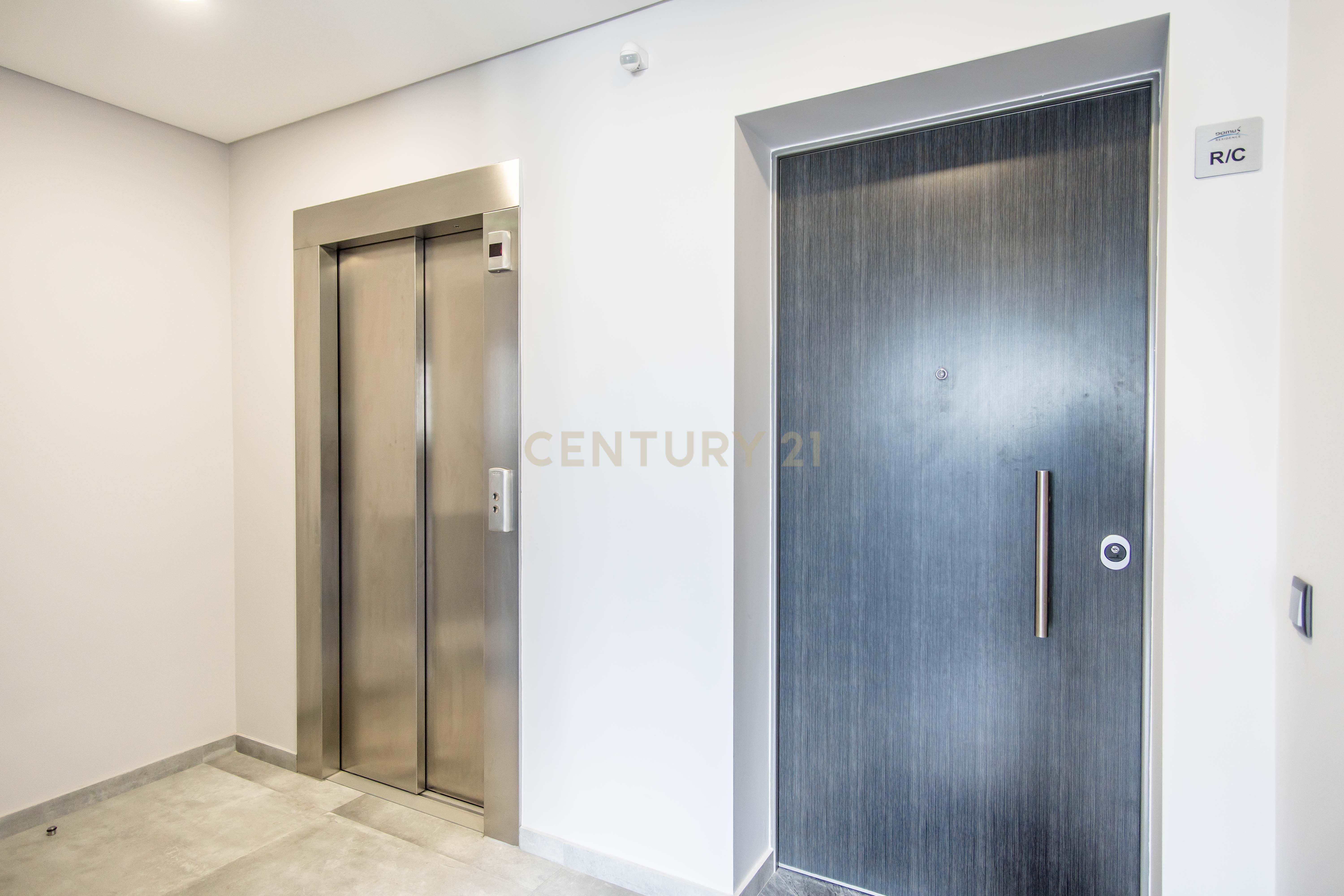 Viva o Melhor de Ferragudo num T3 de Luxo com Localização Privilegiada - Image 22