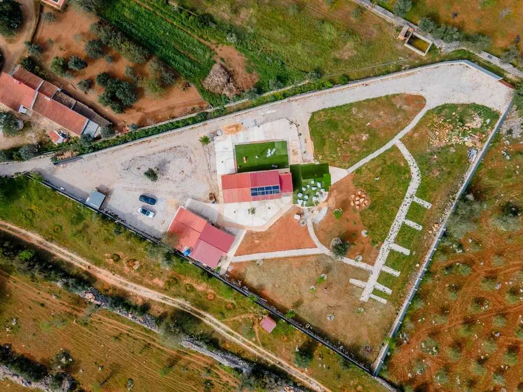 Terreno Rustico de 5600m2 transformado em quinta - Paderne - Image 2