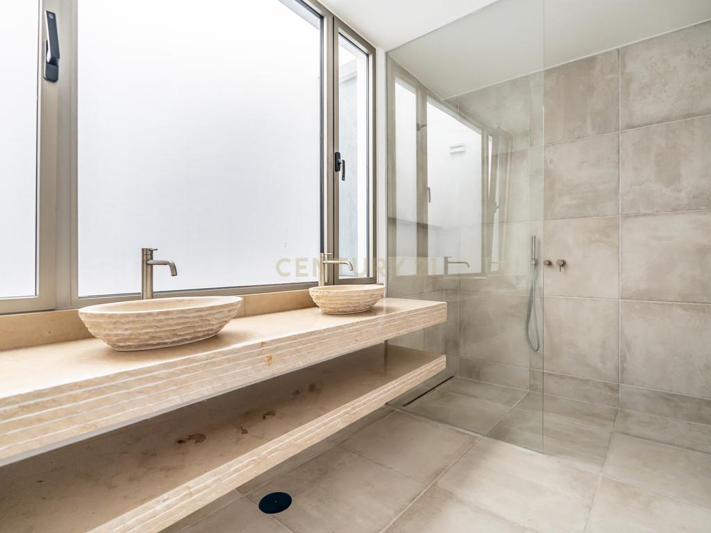 Moradia em primeira linha Mar com piscina no Terraço. Com uma Vista única! - Image 28