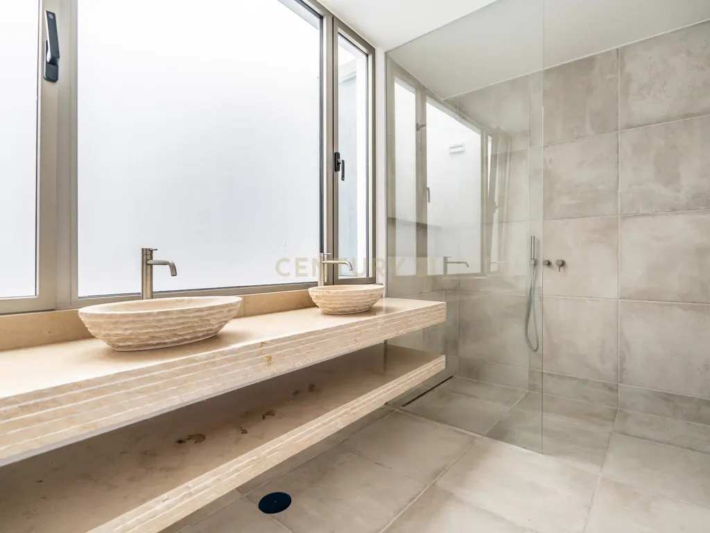 Moradia em primeira linha Mar com piscina no Terraço. Com uma Vista única! - Image 28