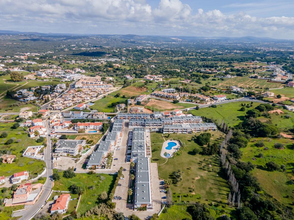 Encantadora moradia T2 em Vila Branca, Albufeira - Image 30