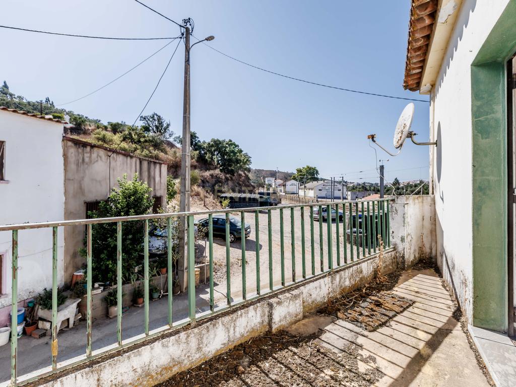 Moradia T4 para Venda em Monte Clérigo, São Marcos da Serra - Image 34