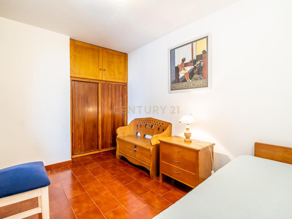 Moradia Isolada C/piscina e jardim - Image 25