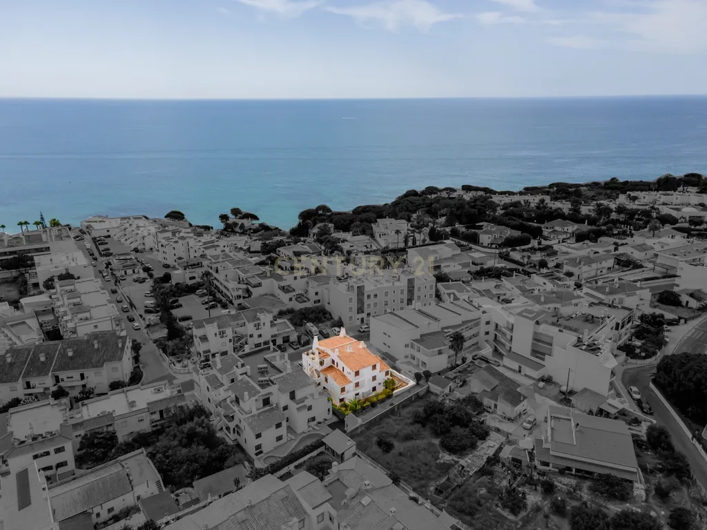 Apartamento T3 em Olhos de Água Vista-Mar - Image 32