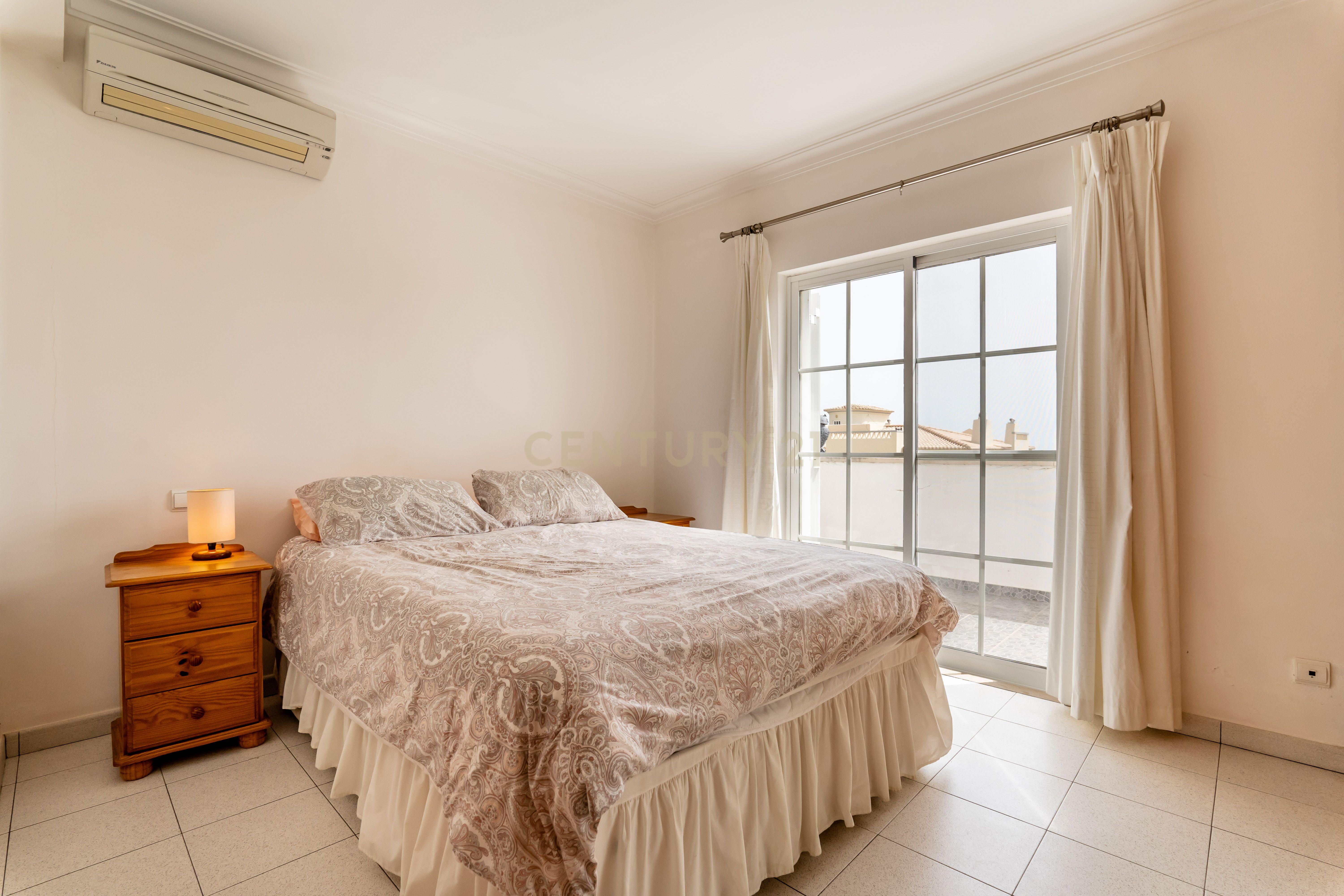 Moradia T4 em Alvor - Image 22