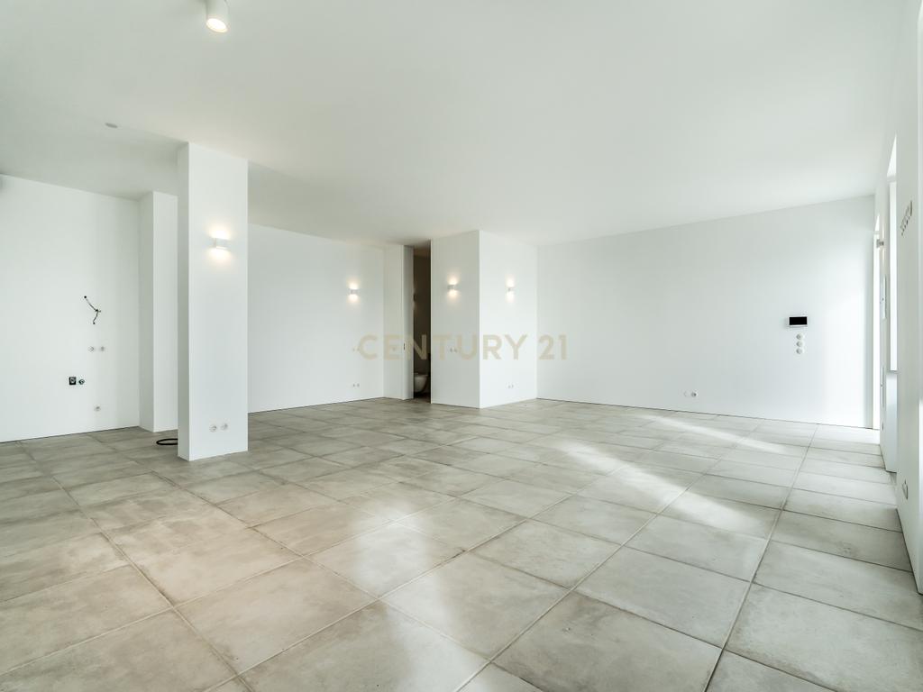 Moradia em primeira linha Mar com piscina no Terraço. Com uma Vista única! - Image 42