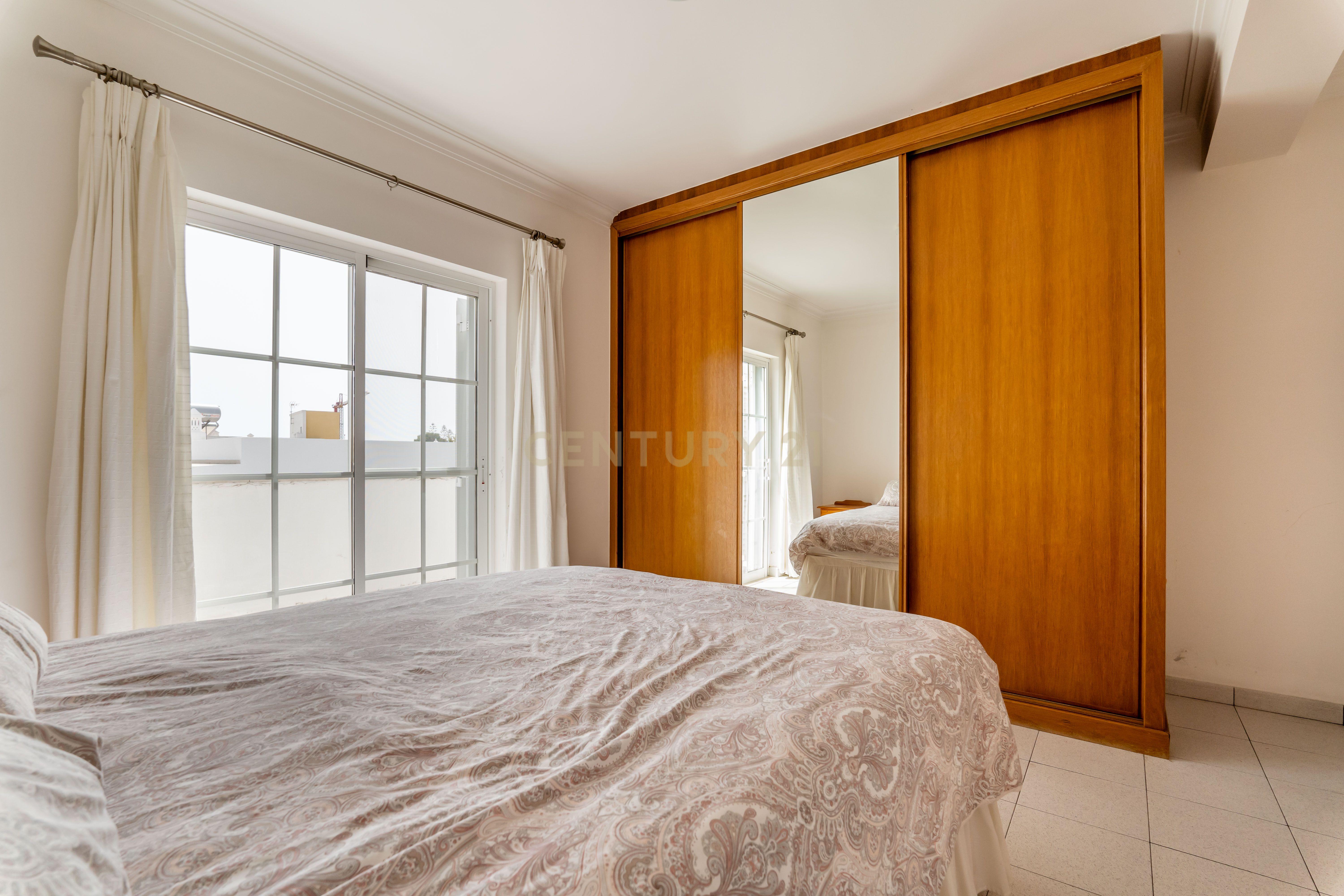 Moradia T4 em Alvor - Image 23