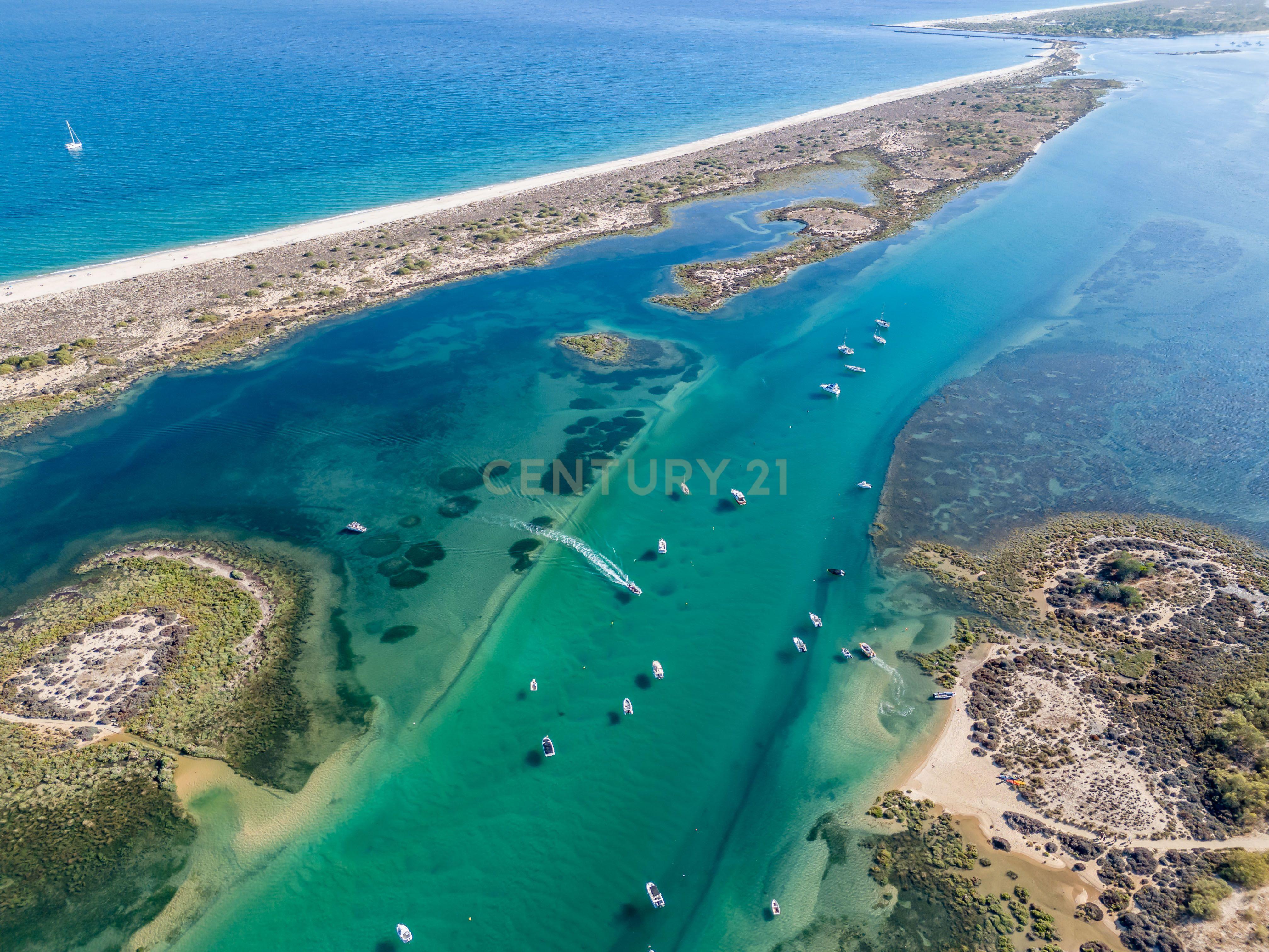 Moradia na 1º linha da Ria Formosa, no Resort Golden Club Cabanas de Tavira - Image 45