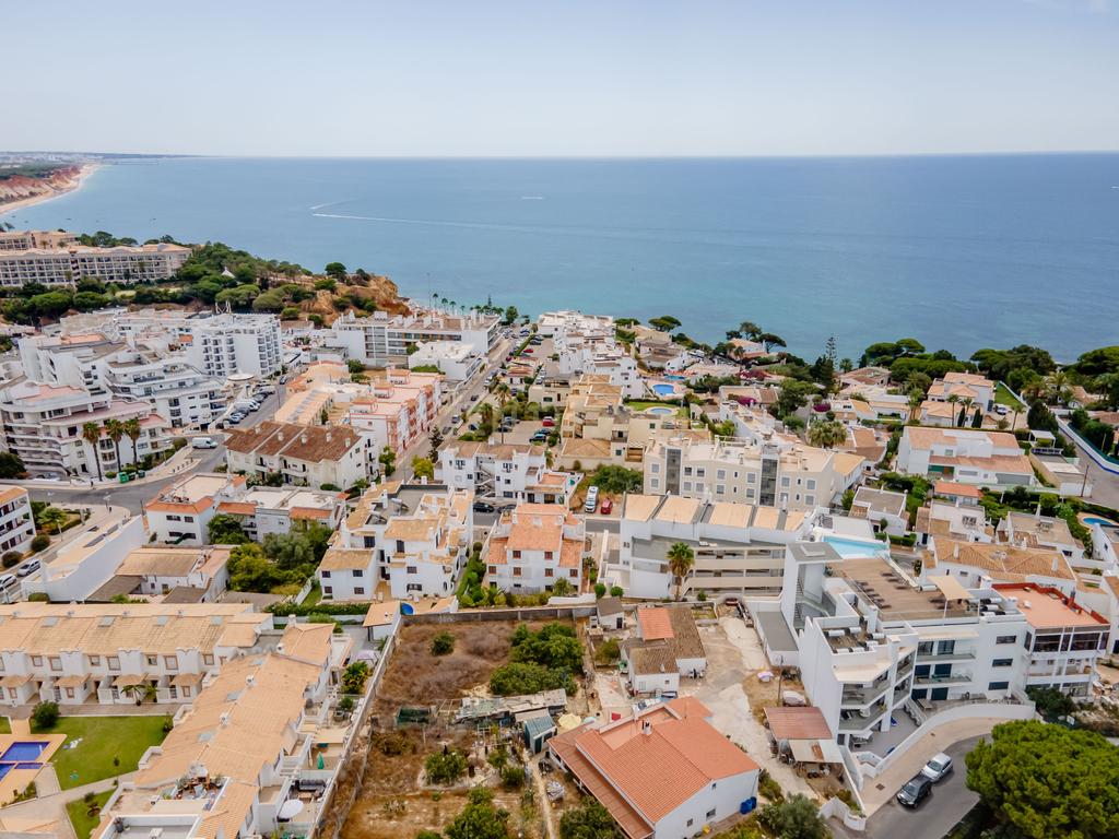 Apartamento T3 em Olhos de Água  Vista-Mar - Image 3