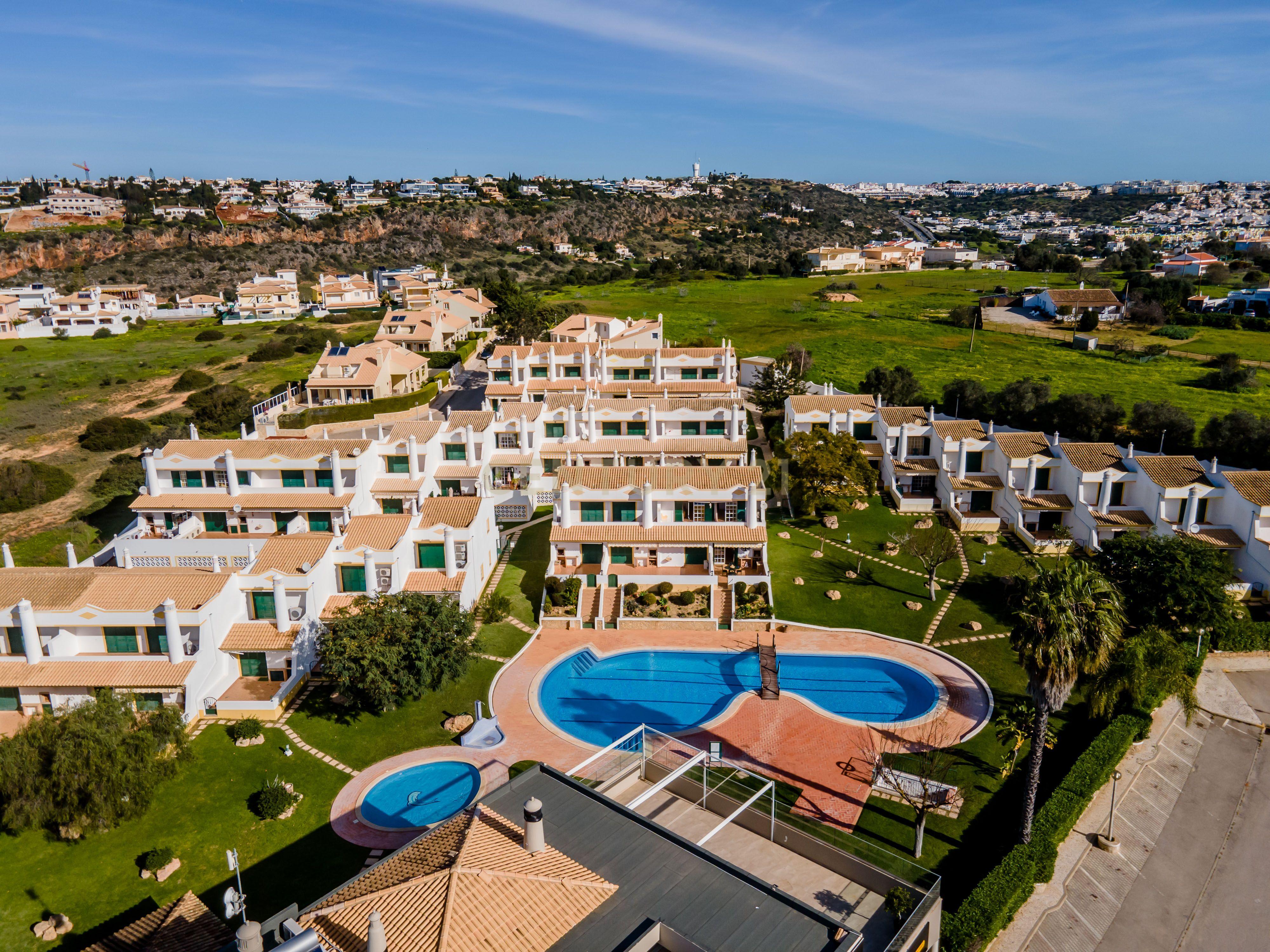 Moradia T2 Geminada em Sesmarias - Albufeira (Algarve) - Image 8