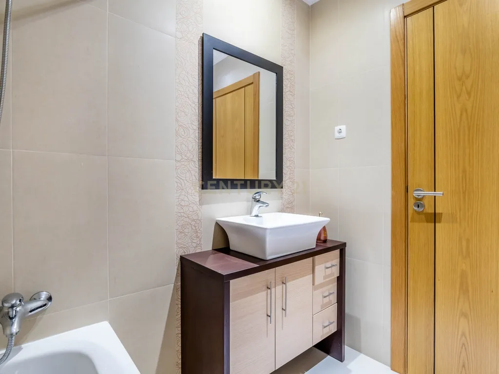 Moradia T3 com possibilidade de AL em São Rafael, Albufeira - Image 36