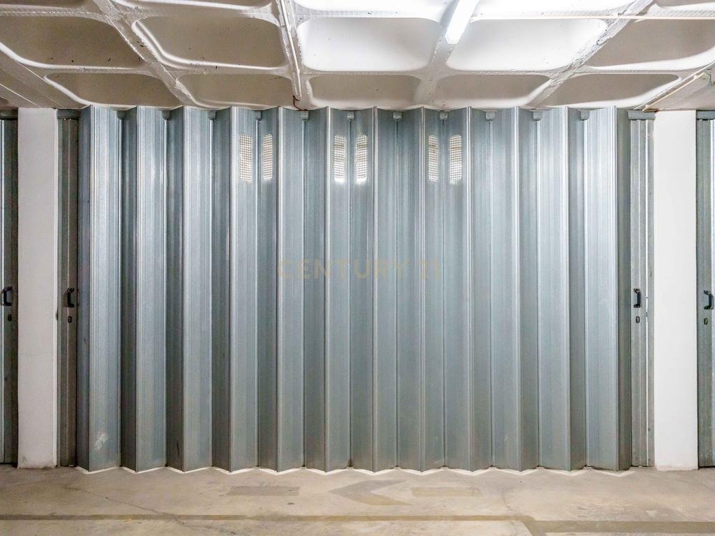 Garagem em Box para 2 carros na Praia da Rocha, Portimão - Image 7