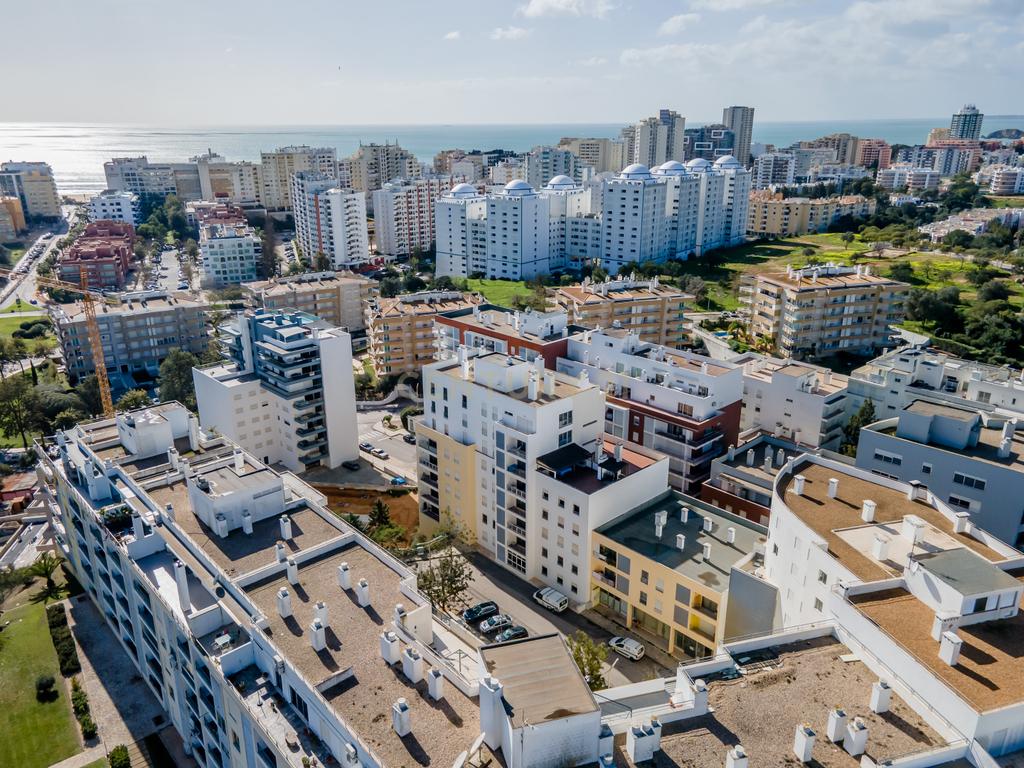 Espaçoso T3 na Encosta da Marina em Portimão - Image 44