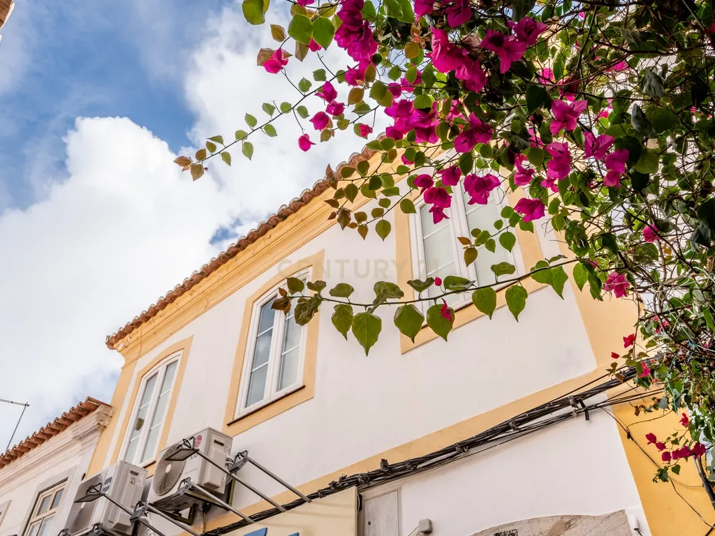Casa Bicentenária no centro de Ferragudo, Algarve, para Venda, ideal quem procura o charme desta vila pitoresca - Image 29