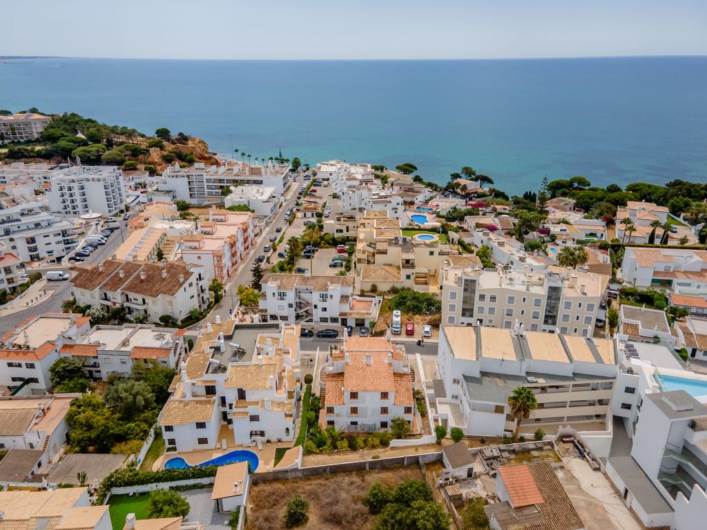 Apartamento T3 em Olhos de Água  Vista-Mar - Image 31