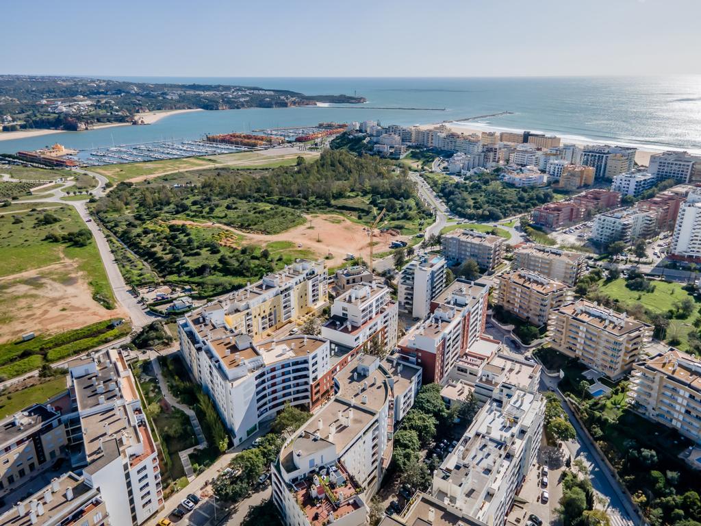 Espaçoso T3 na Encosta da Marina em Portimão - Image 43