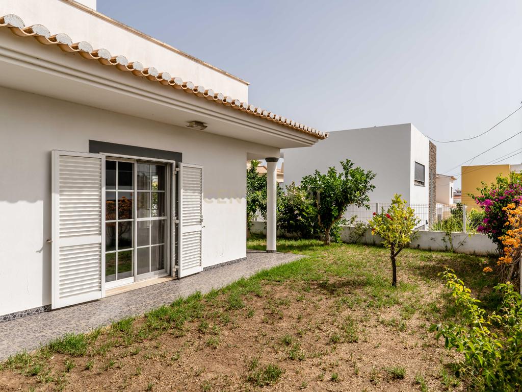 Moradia T4 em Alvor - Image 5
