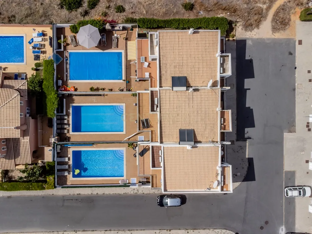 Moradia T3 com possibilidade de AL em São Rafael, Albufeira - Image 41