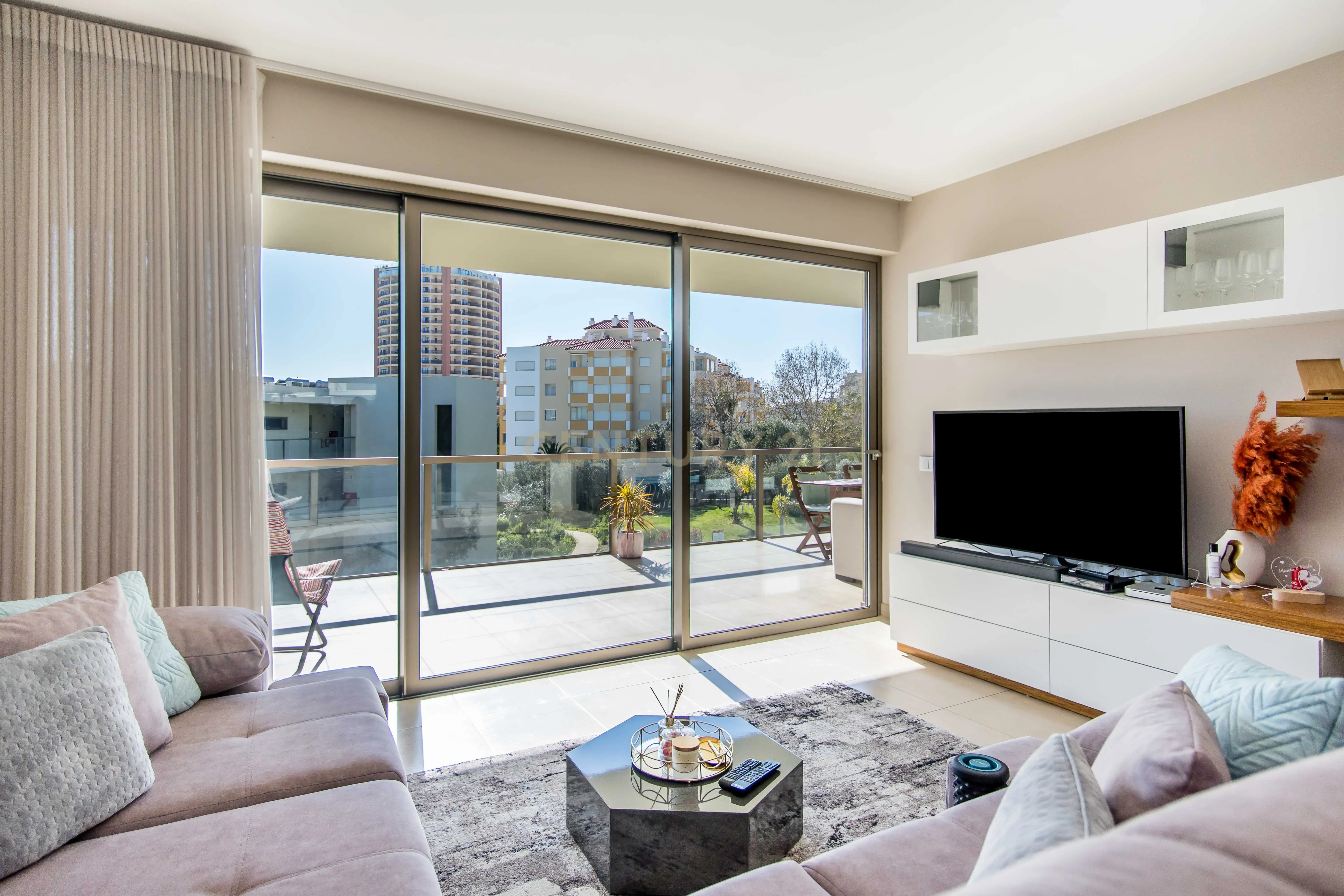 Apartamento T3 no Condominio Oasis Mar - Image 9