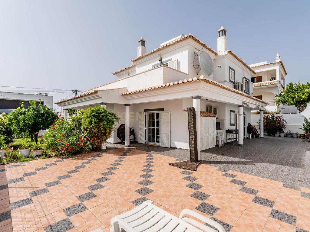 Moradia T4 em Alvor - Image 3