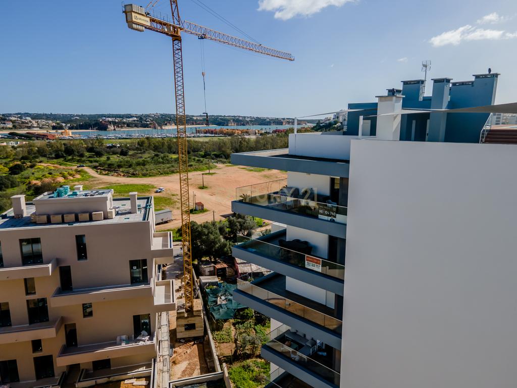 Espaçoso T3 na Encosta da Marina em Portimão - Image 28