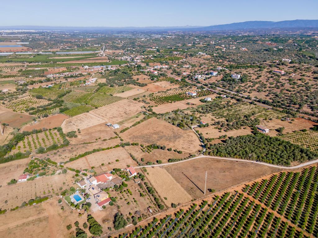 Terreno rústico 48.650m2 | água de barragem | Poço Barreto-Silves - Image 14