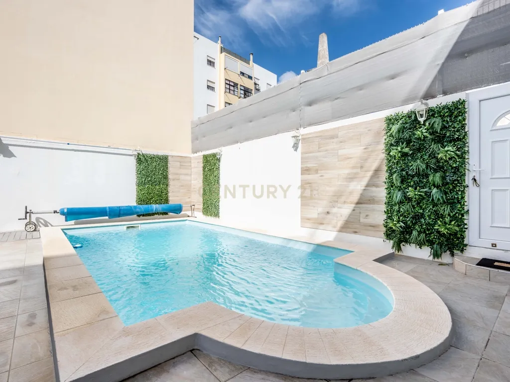 Moradia T6 com Piscina e 2 Anexos em Faro – Totalmente Renovada com Materiais de Alta Qualidade - Image 13