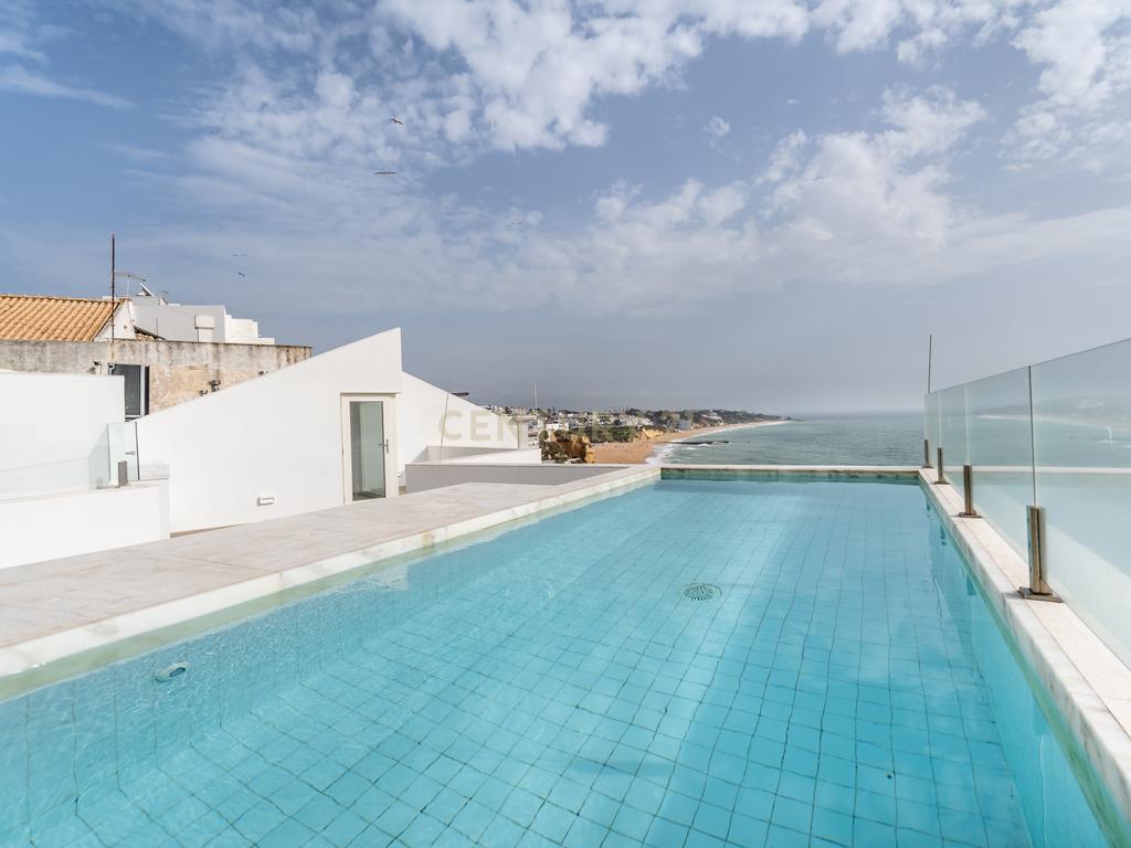 Moradia em primeira linha Mar com piscina no Terraço. Com uma Vista única! - Image 23