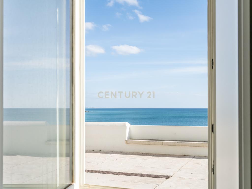 Moradia em primeira linha Mar com piscina no Terraço. Com uma Vista única! - Image 45