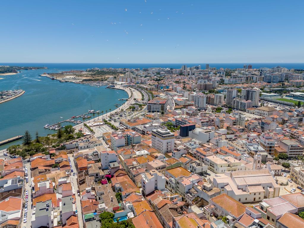 Guesthouse em Pleno Funcionamento no Coração de Portimão - Image 10