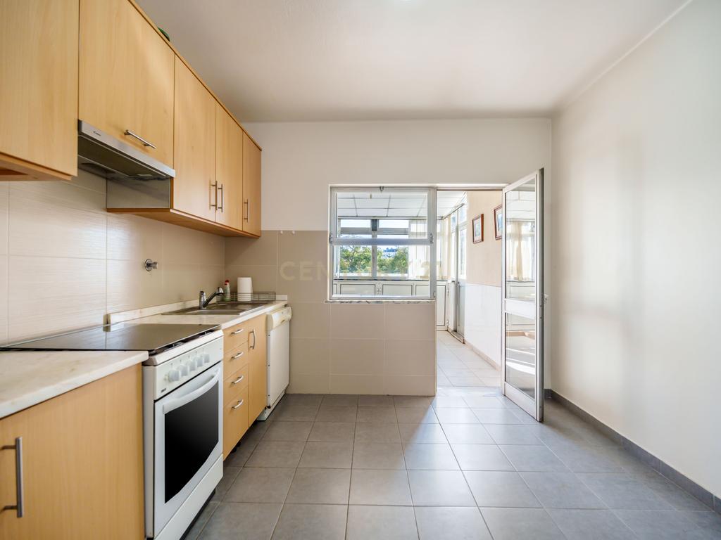 Apartamento T3 com 164 m² de área - Image 11