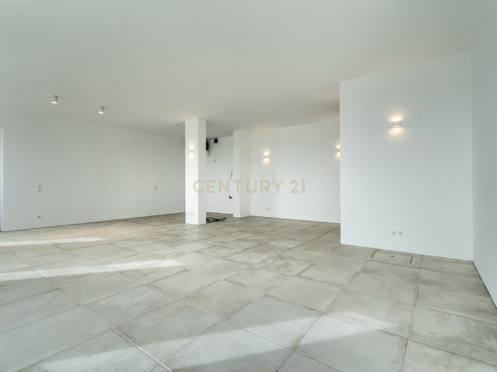 Moradia em primeira linha Mar com piscina no Terraço. Com uma Vista única! - Image 47