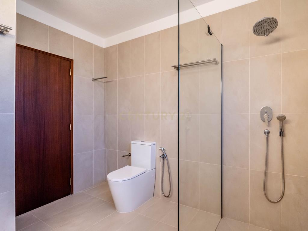 Oásis Privado com Grande Potencial Comercial em Lagoa (Algarve)   - Image 41