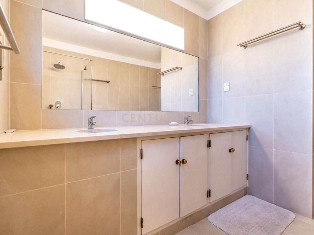Oásis Privado com Grande Potencial Comercial em Lagoa (Algarve)   - Image 42
