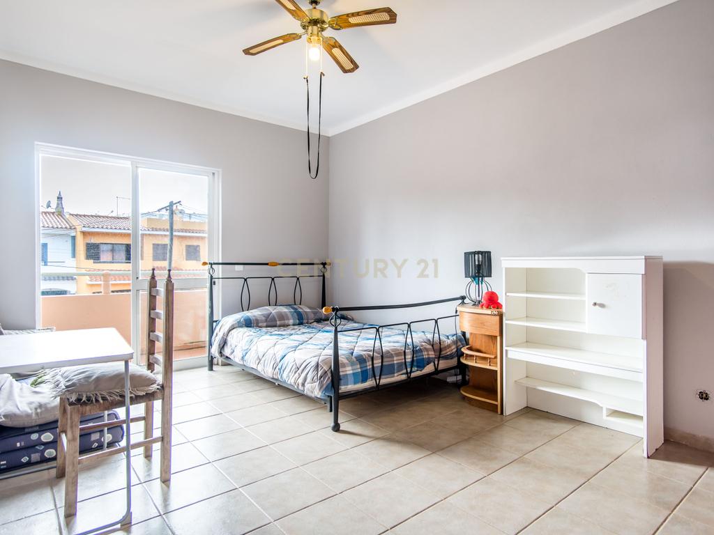 Moradia com 6 quartos - Image 42
