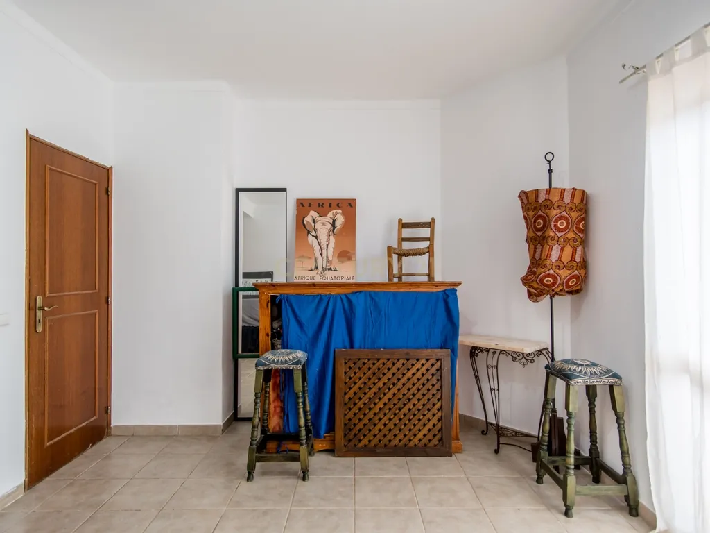 Moradia com 6 quartos - Image 46
