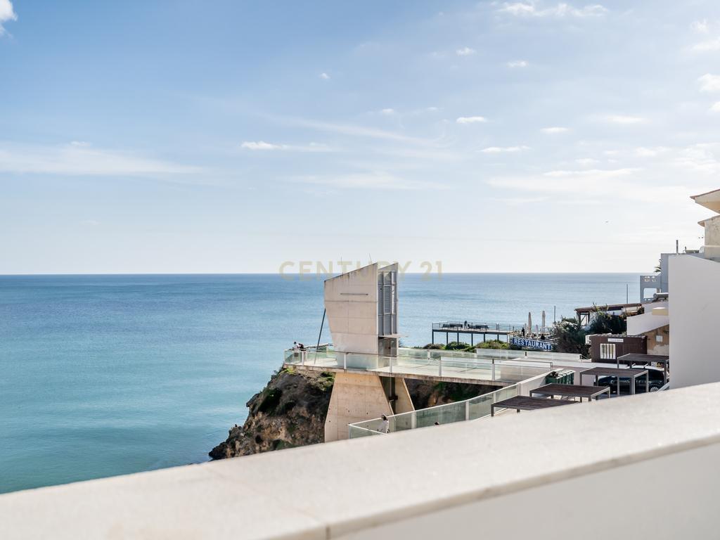 Moradia em primeira linha Mar com piscina no Terraço. Com uma Vista única! - Image 22